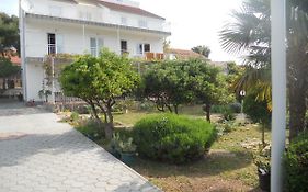 Apartments Gaj